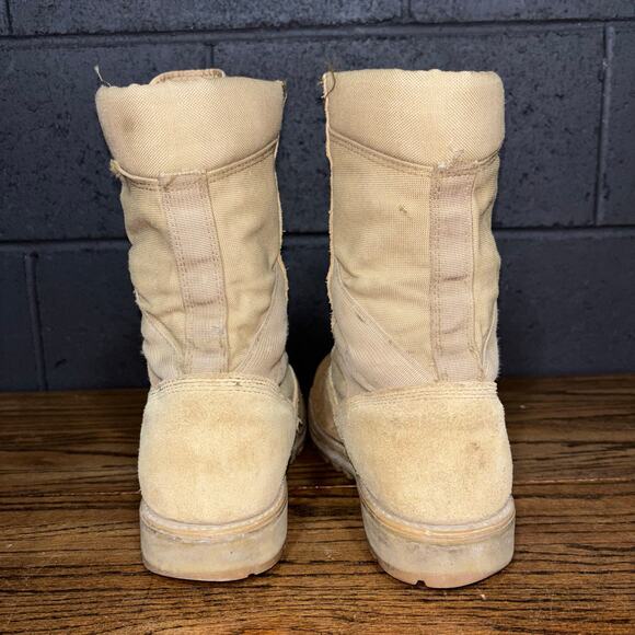US Military Desert Combat Boots Vibram Sole Tan Roughout Men’s 11.5 main image 4
